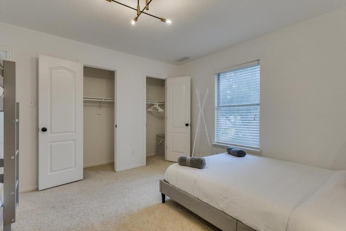6Br 3,5Ba Home Pool, Hot Tub, Game Room -16 Guests Sachse Exterior foto